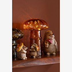 J-Line - Pindsvin m/svamp figur Brun poly H: 9 cm. 3 varianter