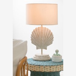 J-Line - Bordlampe m. Muslingeskal Polyresin Hvid/Naturlig 28x28x47,5cm.