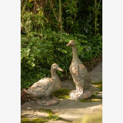 J-Line - Siddende And Antik Udend�rs Magnesium/polyresin M�rkegr�n 35x18x36cm.