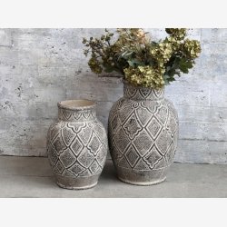 Chic Antique - vron Dekorations Vase m/mnster Mrk natur 25,5xH37cm Cement.