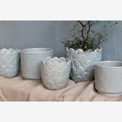 Chic Antique - Fayence Urtepotteskjuler m/fjer Opal H: 13,5 : 13,5 cm.