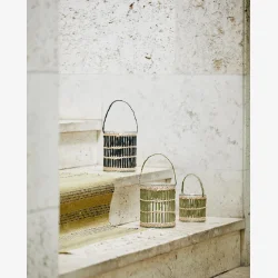 NORDAL - Lysestage m/flet &amp; hank H: 15 �: 12,5 cm. 