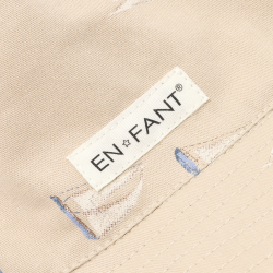 En Fant - B�llehat beige m. skibe UPF 30
