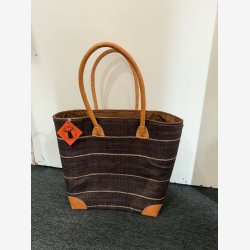 Madam Gr�skar - Strandtaske Brun/lilla 39x30 cm.
