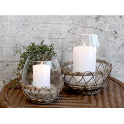 Chic Antique - Hurricane/vase m/flet glas/Rattan H: 30,5 : 26 cm.