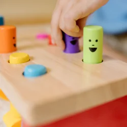MELISSA &amp; DOUG - Hammerb�nk Deluxe