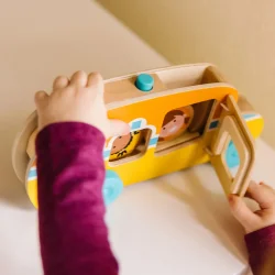 MELISSA &amp; DOUG - Bus - GO TOTs - Rul og K�r