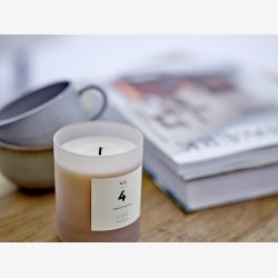 Bloomingville - ILLUME duftlys NO. 4 citron verbena naturlig voks