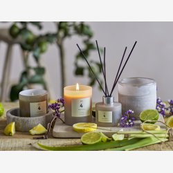 Bloomingville - ILLUME duftlys NO. 4 citron verbena naturlig voks