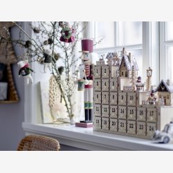 Nddeknkker Figur Deko Tr L: 8 H: 38 B: 7 cm. - Flere varianter 