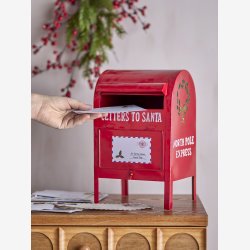 Julemandens Postkasse Rd Metal L: 21 H: 33 B: 18 cm. 