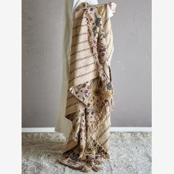 Bloomingville - Plaid m/frynser &amp; Blomsterranker Eydis 160x130 cm. Genanvendt Bomuld