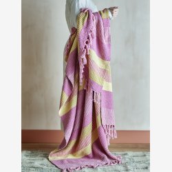 Bloomingville - Isnel Plaid m/frynser pink, Genanvendt Bomuld 160x130cm. 