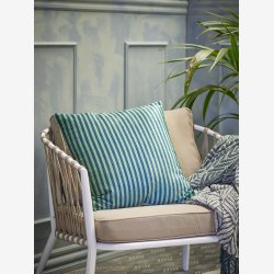 Bloomingville - Adia Pude m/striber &amp; pfugle mnster Grn Viskose 50 x 50 cm. 