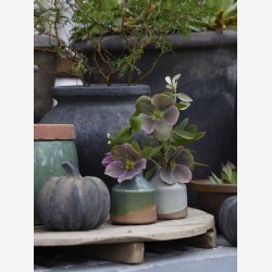 Vase hndlavet ler/glasur ca. : 5,5 H: 7cm. Flere farver.