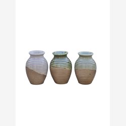 Vase hndlavet ler/glasur m/riller ca. : 8,5 H: 11,5cm. Flere farver.