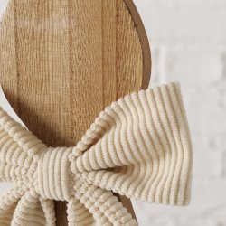 Kaninfigur i tr� m/sl�jfe Brun L:15 B:6 H:40 cm