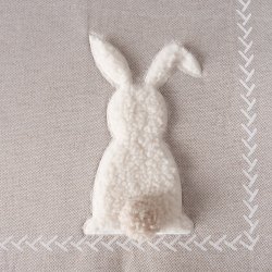 D�kserviet med kanin brun/hvid Bomuld, polyester 45x35x3cm