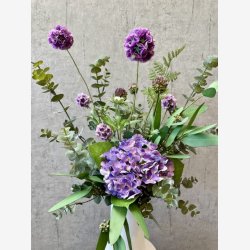 Allium buket Lilla H: 66 cm.
