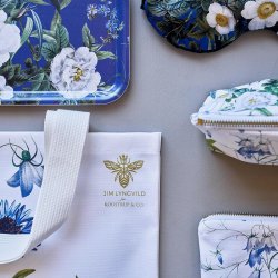 Jim Lyngvild - Stofnet Blue Flower Garden kologisk Bomuld