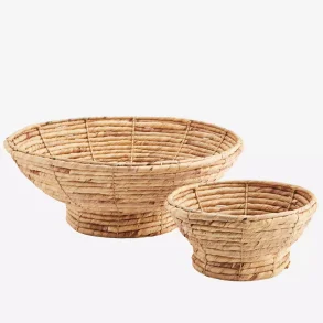 Madam Stoltz - rund kurv p fod flere strrelser Vandhyacint.