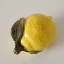 My Cozy House - Citron af keramik til dekoration Gul (leveres assorteret) 9x6x6 cm