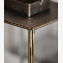 NORDAL - Antique Lanterne m. flad top Jern Guld Finish B:19 D:19 H:35 cm. V�gt: 2,04kg.
