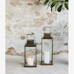 NORDAL - Antique Lanterne Jern Guld Finish B:14,5 D:14 H:30,5 cm. V�gt: 1,11kg.