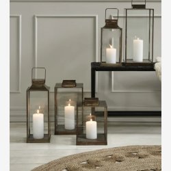 NORDAL - Antique Lanterne Jern Guld Finish B:14,5 D:14 H:38 cm. V�gt: 1,43kg.