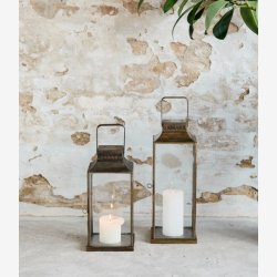 NORDAL - Antique Lanterne Jern Guld Finish B:14,5 D:14 H:38 cm. V�gt: 1,43kg.