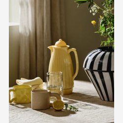NORDAL - Termokande Ribbet design Gul PP/Glas H:29 D:13 cm.