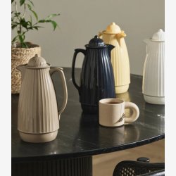 NORDAL - Termokande Ribbet design Beige PP/Glas H:29 D:13 cm.