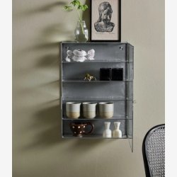 NORDAL - Kop m. hank Keramik Brun m. hvide prikker L:9 H:6,5 D: 8 cm.