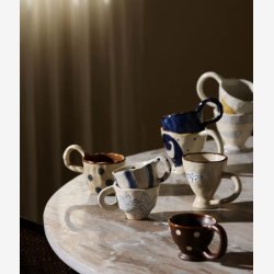 NORDAL - Kop m. hank Sandfarvet m. fisk L:11 H:10 D:9 cm.