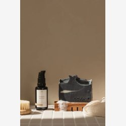 Azur - Black Beauty Ansigtsrenses�be 100 g.