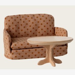 Maileg - Sovesofa t. dukkehus lyser�d m. prikker