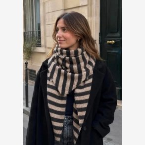 Lisbeth Merrild - T�rkl�de trekanten m. striber Brun/taupe
