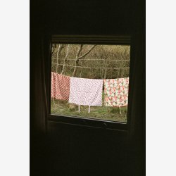 Son Rabbits - Baby sengetj m/ blomster 70x140 cm