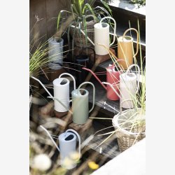 Ib Laursen - Vandkande sort 2,7 L.