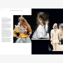 Chanel Catwalk Coffee Table Bog