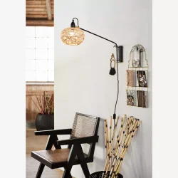 Madam Stoltz - Vglampe m/flet skrm 20x75x30cm Rattan/Jern.