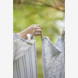 Ib Laursen - Viskestykke Dorothea m/stvbl blomsterranker