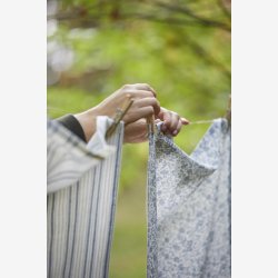 Ib Laursen - Viskestykke Dorothea m/stvbl blomsterranker