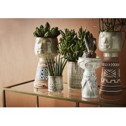 Madam Stoltz - Urtepotte m/ansigt Stentj Beige H: 14 cm.