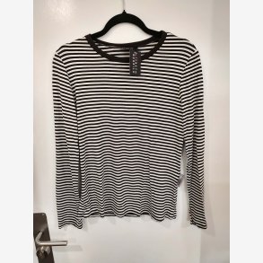 T-Shirt Strib Sort/Hvid Onesize 95%viscose, 5%elestan
