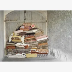 Madam Stoltz - Pude plle Velour Grn D: 20 L: 50 cm. 