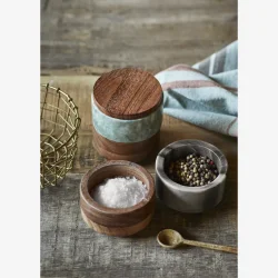 Madam Stoltz - Box rund 2 rum, Salt &amp; Peber kar, Grn Marmor/Mangotr D: 8 : 9 cm.