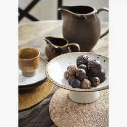 Madam Stoltz - Rundt Spisebord af Genbrugstr