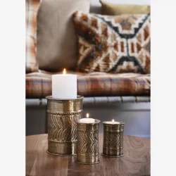 Madam Stoltz - Kaffebord i akacietr, D:60x40 cm