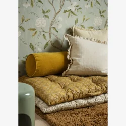 Madam Stoltz - Pude p�lle Velour Gul D: 20 L: 50 cm.